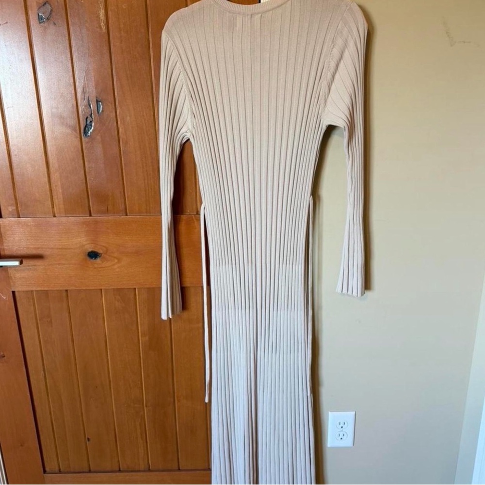 DISSH Cream Ribbed Long Sleeve Dress - Picture 4 of 5